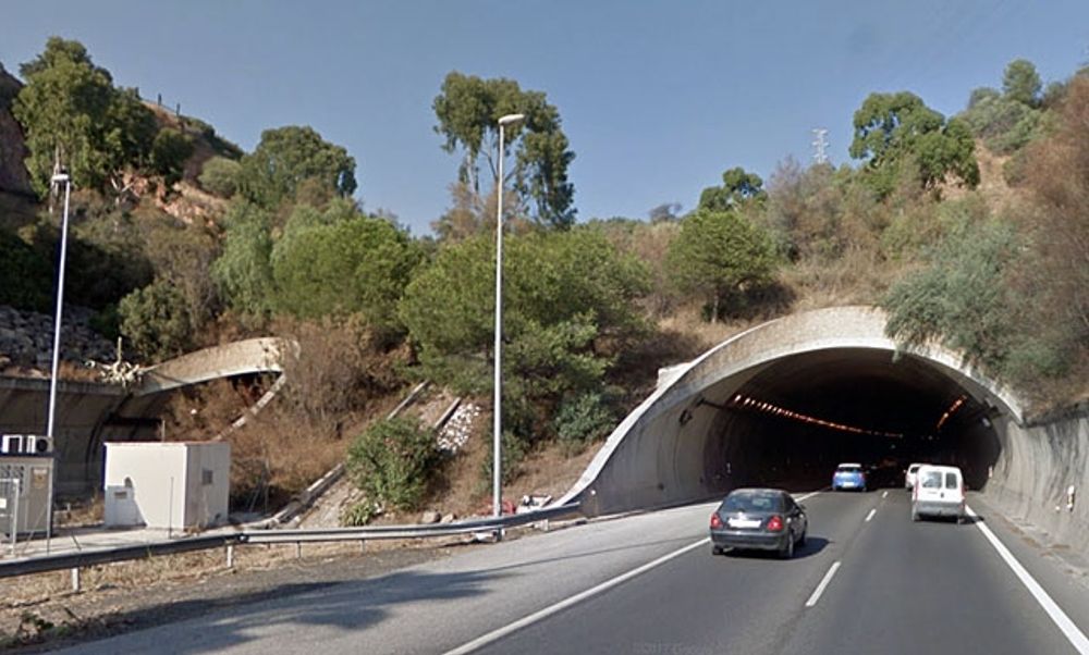 Olyckan intr&auml;ffade natten till 18 december i tunneln riktning Marbella. Foto: Google Maps