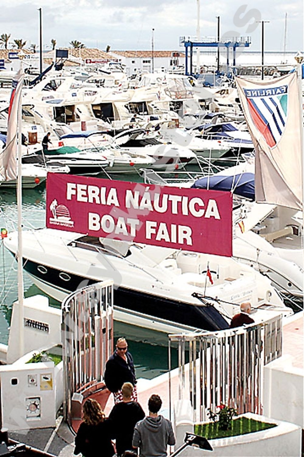 Drygt femtusen personer bes&ouml;kte den tredje b&aring;tm&auml;ssan i Puerto Ban&uacute;s, som arrangerades under p&aring;skveckan av Marina Marbella. Foto: Marina Marbella