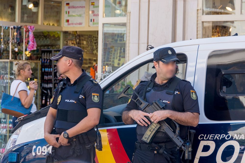 Polisens bed&ouml;mning &auml;r att kriminella n&auml;tverk sprider sig till mer avl&auml;gsna omr&aring;den f&ouml;r att undg&aring; uppt&auml;ckt.