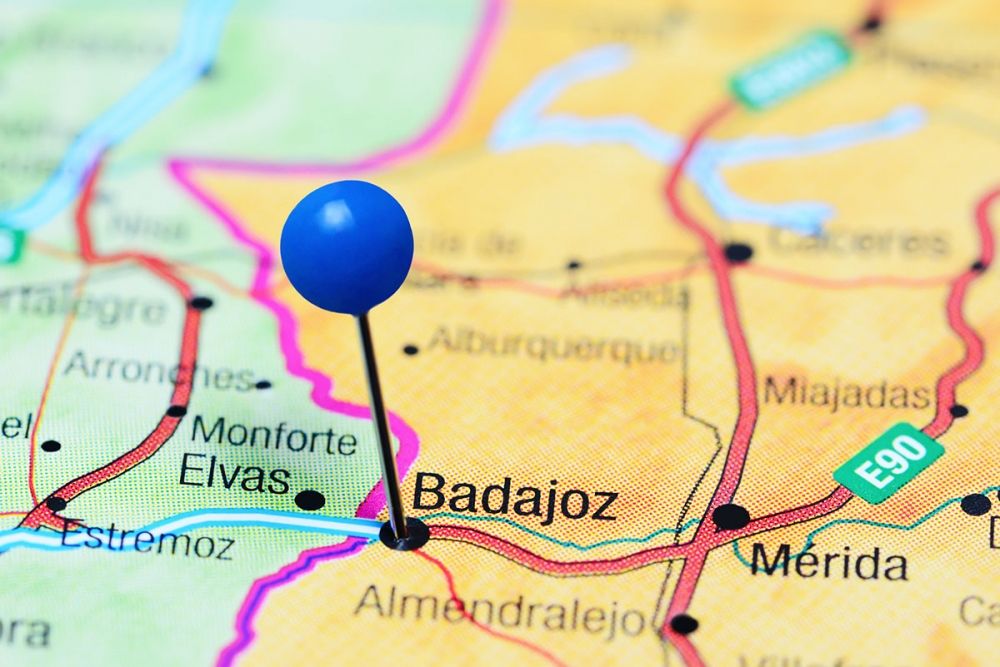 Domaren finner indicier om att regeringschefens bror avsiktligt gynnades med en offentlig post i provinsstyrelsen i Badajoz.