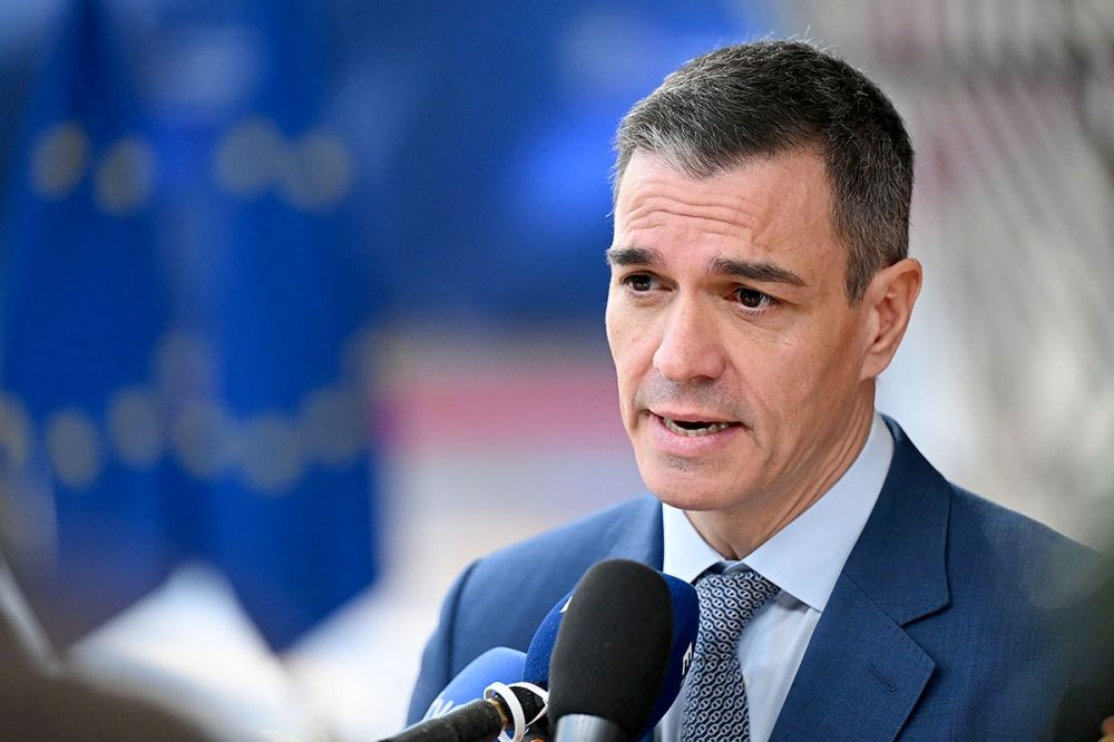 Pedro S&aacute;nchez h&aring;ller privata akt&ouml;rer ansvariga och lovar f&ouml;r&auml;ndringar i energisystemet.