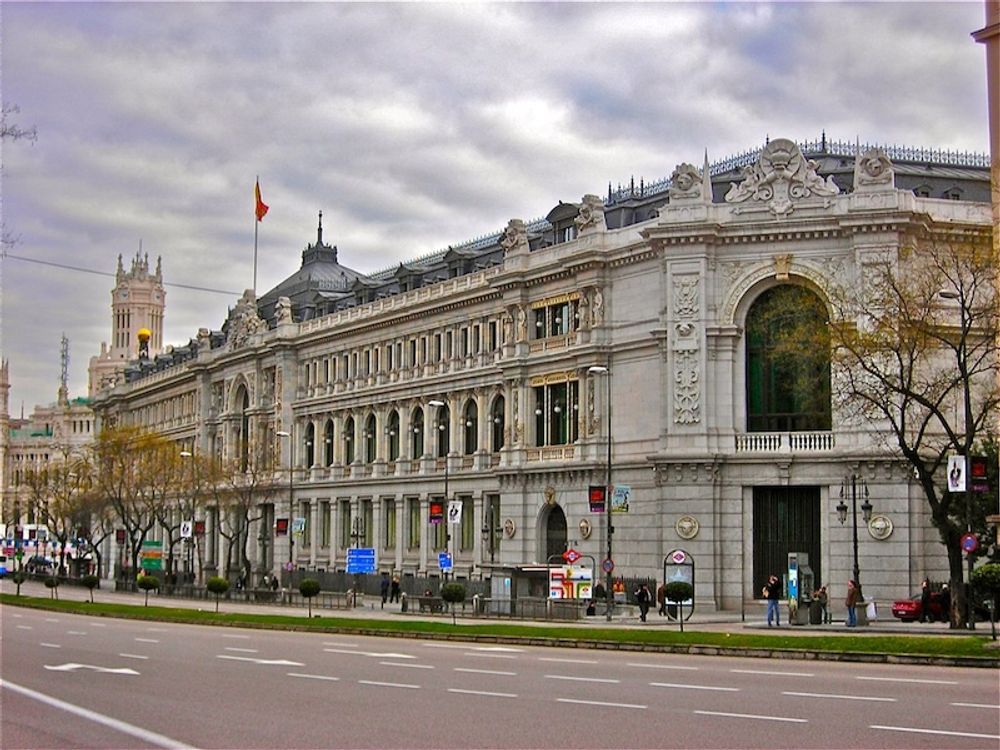 Spanska centralbanken, Banco de Espa&ntilde;a, i Madrid. Foto: Paulo Miranda (Wikimedia Commons)