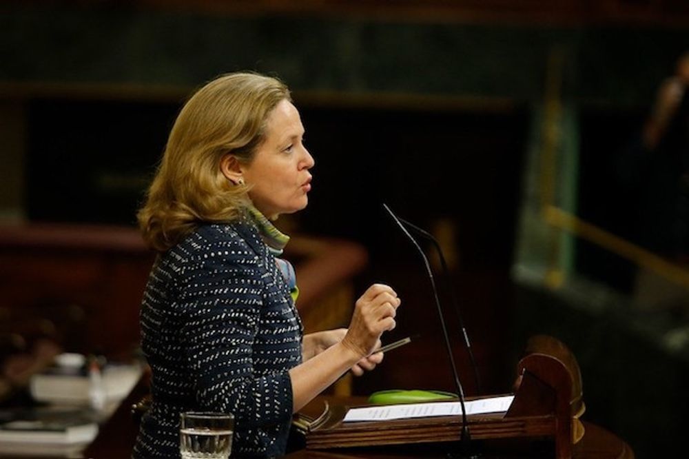 Finansministern Nadia Calvi&ntilde;o s&auml;ger att en total upprivning av arbetsmarknadsreformen vore &rdquo;absurt och kontraproduktivt&rdquo;. Foto: PSOE