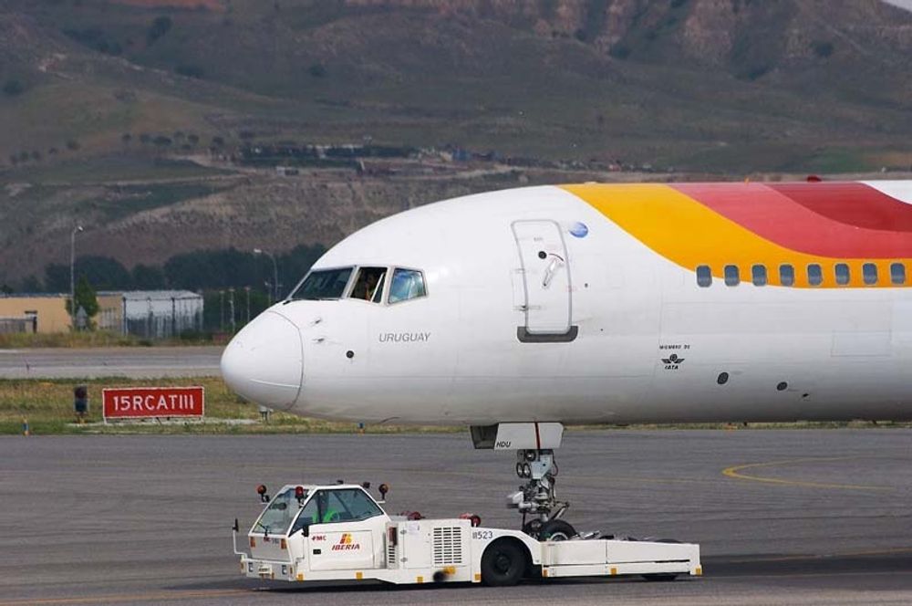 Iberia nyanst&auml;ller piloter till kraftigt l&auml;gre l&ouml;ner.