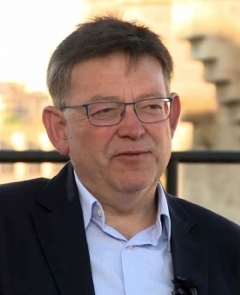 Trots den rekordl&aring;ga smittfrekvensen vill regionalpresidenten Ximo Puig (PSOE) ej l&auml;tta f&ouml;r snabbt p&aring; restriktionerna i Valencia.