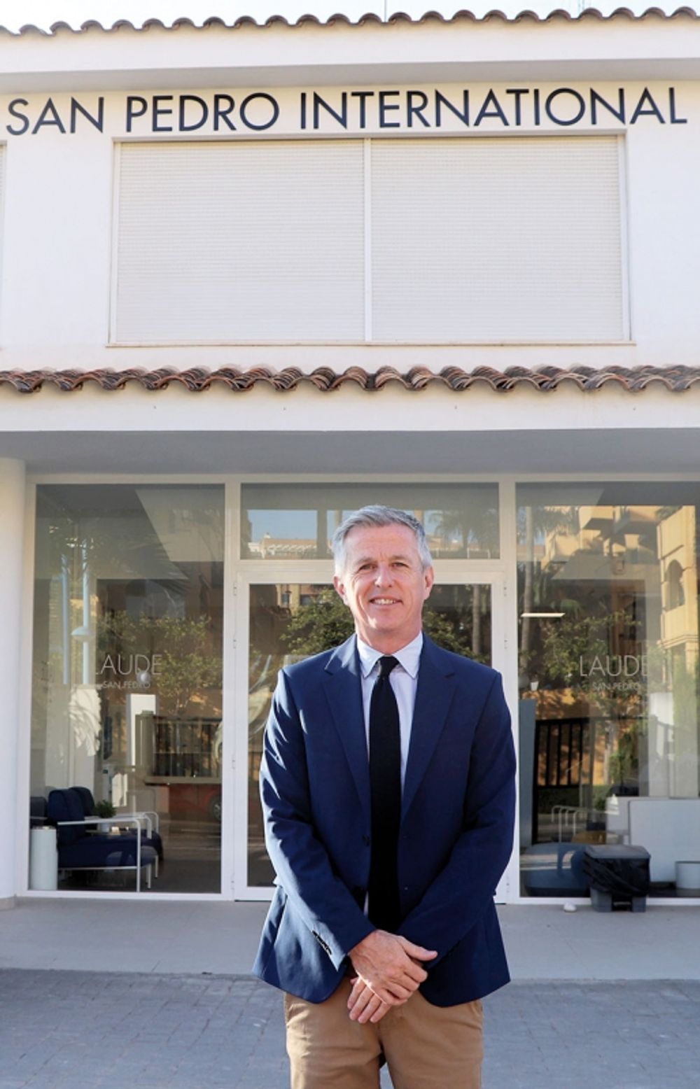 Andrew Atkinson tar &ouml;ver efter Amanda Hughes som rektor f&ouml;r Laude San Pedro International College.