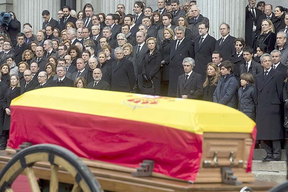 Den politiska konfrontationen i Spanien upph&ouml;rde &aring;tminstone f&ouml;r ett par dagar, i samband med Adolfo Suarez d&ouml;d. Foto: Mariano Rajoy Brey/Flickr