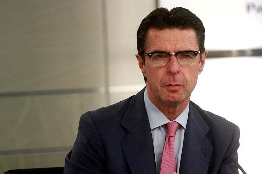 Energiministern Jos&eacute; Manuel Soria s&auml;ger att det inte kommer att h&aring;llas n&aring;gon folkomr&ouml;stning om provborrningarna. Foto: La Moncloa - Gobierno de Espa&ntilde;a