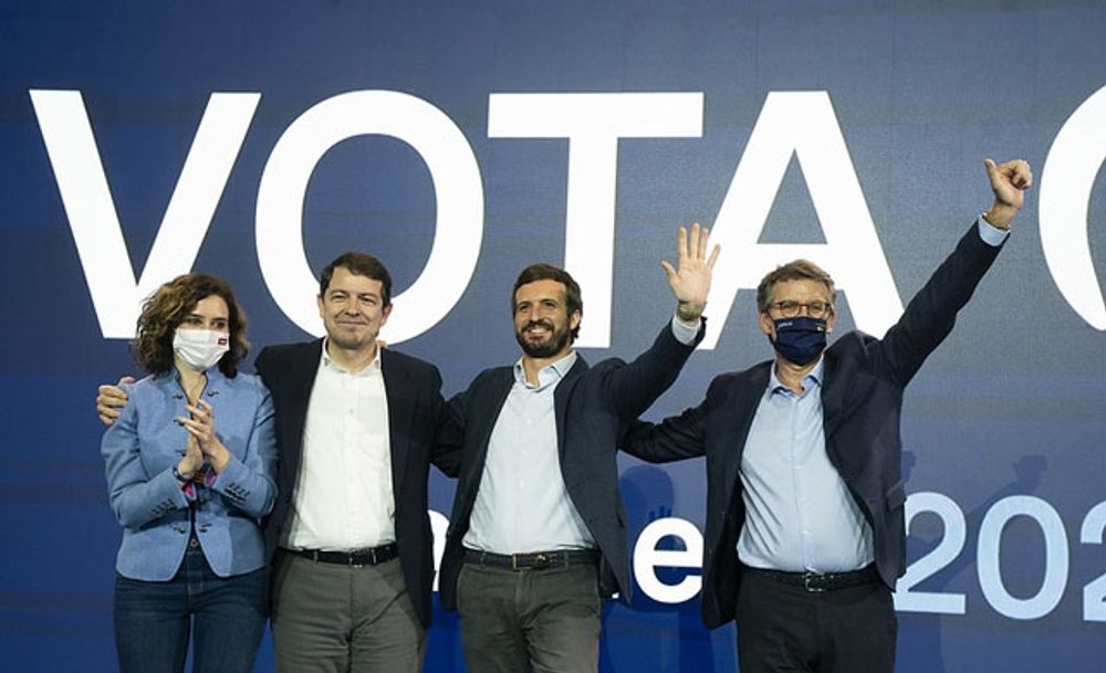 Partido Popular i Castilla y Le&oacute;n har valt att f&ouml;r f&ouml;rsta g&aring;ngen sl&auml;ppa in det fr&auml;mlingsfientliga partiet Vox i en regionalstyrelse. Foto: PP