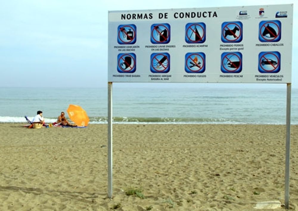 Det &auml;r en bra id&eacute; att ta del av strandnormerna p&aring; respektive plats. I M&aacute;laga &auml;r b&ouml;terna f&ouml;r &ouml;vertr&auml;delser p&aring; upp till 3 000 euro.
