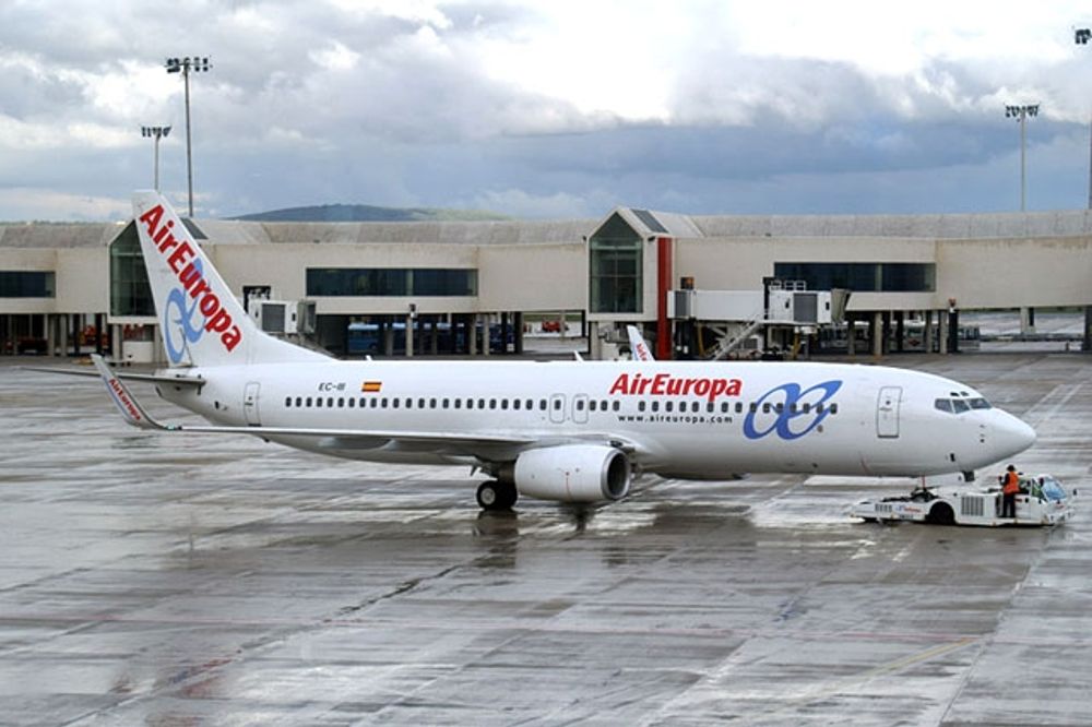 Air Europa ing&aring;r i resegruppen Globalia och har en viktig andel av marknaden i Sydamerika.
