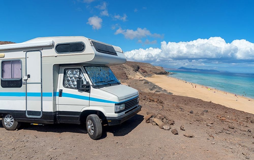 Det ber&auml;knas att 500 husbilar &auml;r olagligt st&auml;llda p&aring; Fuerteventura.