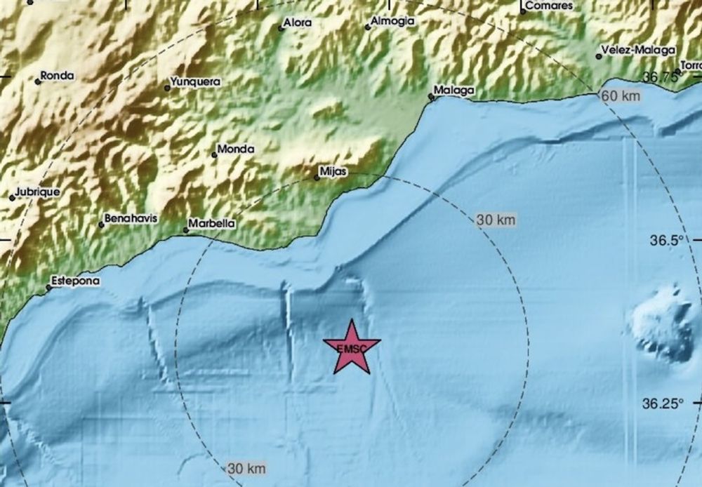 Skalvet hade sitt epicenter i havet, 23 kilometer utanf&ouml;r Fuengirolas kust. Karta: EMSC
