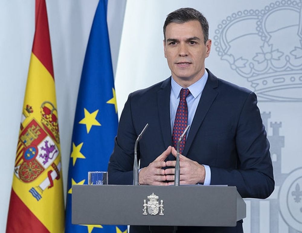 &rdquo;Det &auml;r extraordin&auml;ra tider som kr&auml;ver extraordin&auml;ra &aring;tg&auml;rder&rdquo;, f&ouml;rkunnade den spanske regeringschefen Pedro S&aacute;nchez, n&auml;r han p&aring; tisdagen presenterade st&ouml;dpaketet.