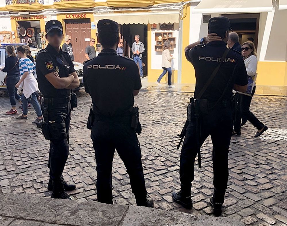 Beredskapen i Spanien sk&auml;rps i vissa bem&auml;rkelser, men f&ouml;rblir p&aring; niv&aring; fyra.