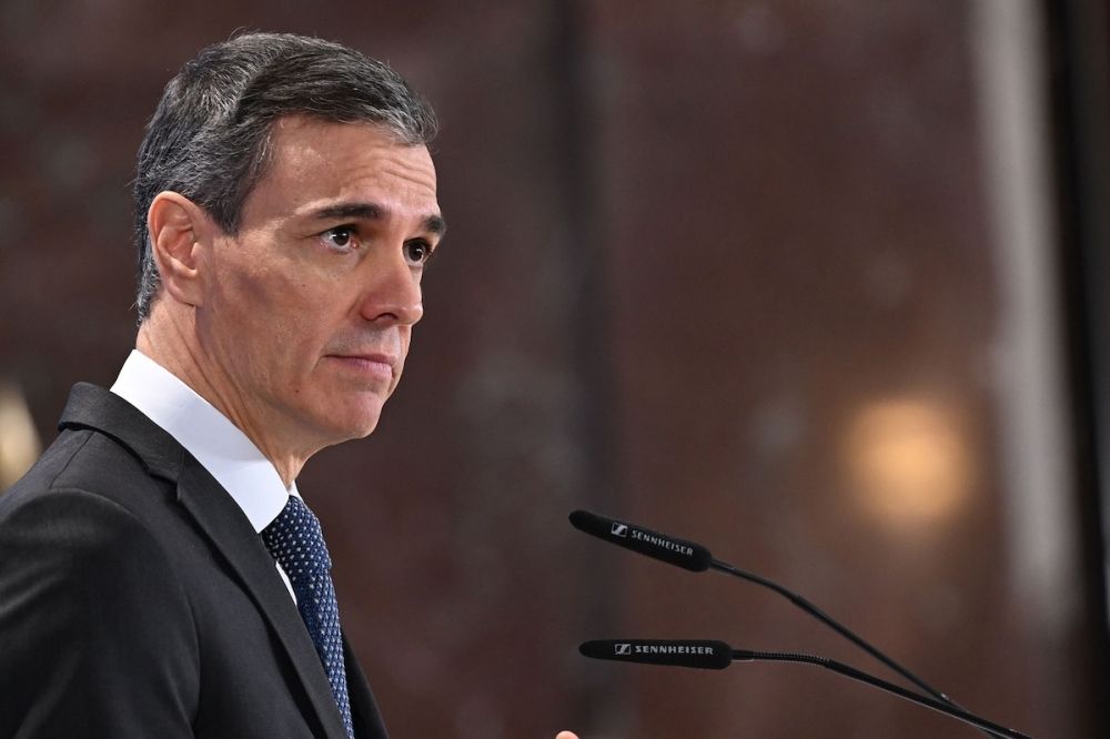 Pedro S&aacute;nchez efterlyser ett omedelbart slut p&aring; v&aring;ldspiralen och en &aring;terg&aring;ng till diplomati.