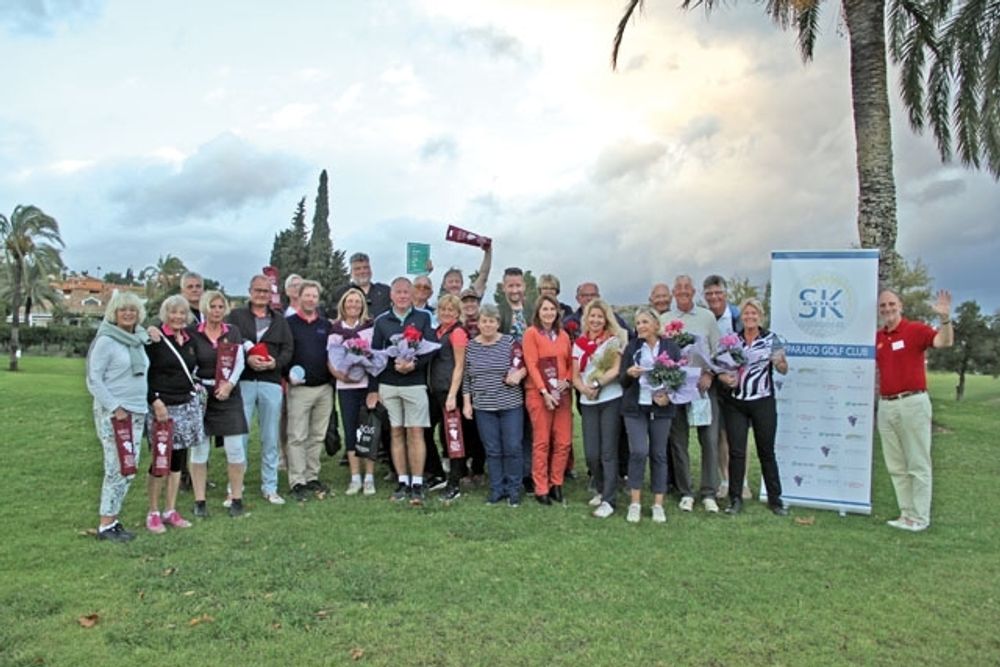Sydkustens h&ouml;stt&auml;vling trotsade elementen och kunde h&aring;llas i mestadels sol 20 november, p&aring; El Para&iacute;so Golf.