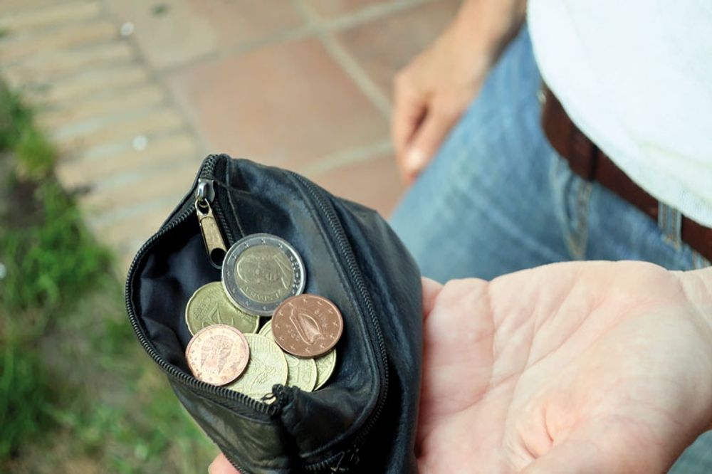 I Spanien finns det omkring 2 000 registrerade svenskar som lever p&aring; sin garantipension och som riskerar att f&aring; den indragen, enligt ett utfall i EU-domstolen. Foto: Peter H&ouml;&ouml;k