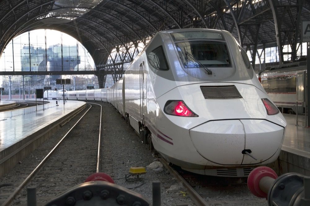 Transportministern &Oacute;scar Puente anklagar Frankrike f&ouml;r att inte &ouml;ppna sin j&auml;rnv&auml;g f&ouml;r utl&auml;ndska konkurrenter i samma utstr&auml;ckning som Spanien.