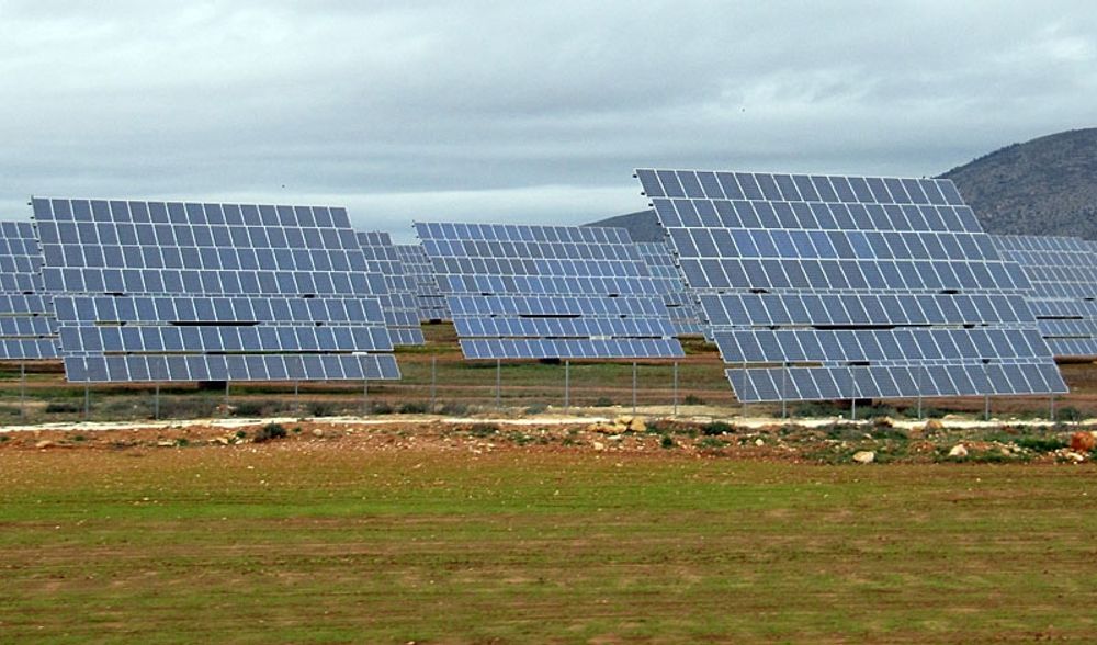 Den beryktade solskatten avskr&auml;cker de flesta fr&aring;n att alstra egen energi.