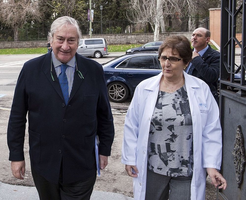 H&auml;lsov&aring;rdsr&aring;det Javier Rodr&iacute;guez har g&aring;tt till angrepp mot b&aring;de den smittade undersk&ouml;terskan, sjukv&aring;rdspersonalen i allm&auml;nhet och pressk&aring;ren. Foto: Comunidad de Madrid