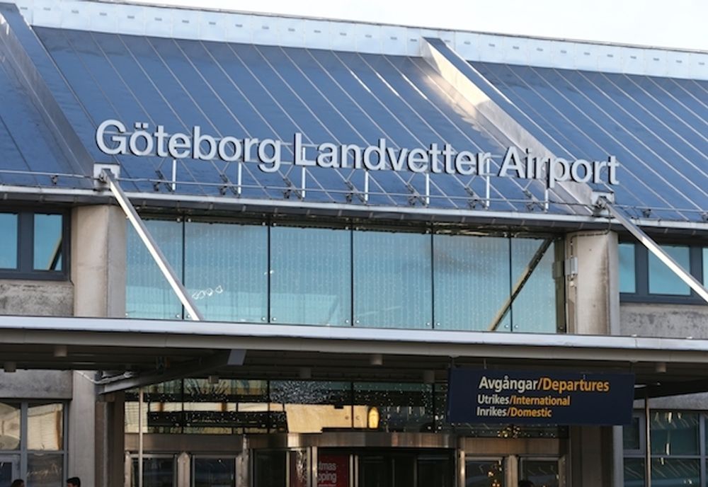 Sammanlagt 67 personer fr&aring;n fem ungdomsklubbar i M&aacute;laga tillbringade hela s&ouml;ndagen p&aring; Landvetter.