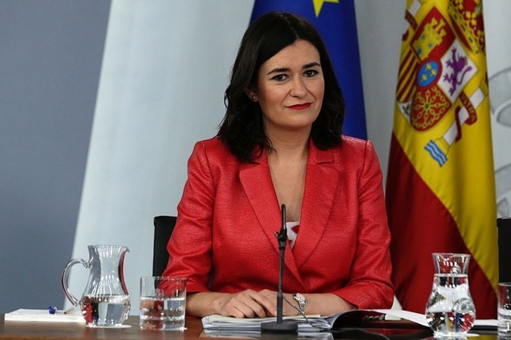 Carm&eacute;n Mont&oacute;n avgick 11 september efter avsl&ouml;jandet att hennes examensarbete till stor del var ett plagiat.