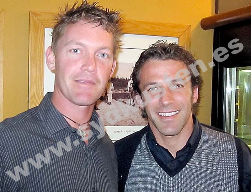 P&aring; v&auml;lg&ouml;renhetst&auml;vlingen i Milano tr&auml;ffade Peter Gustafsson k&auml;nda fotbollsspelare som Alessandro Del Piero.