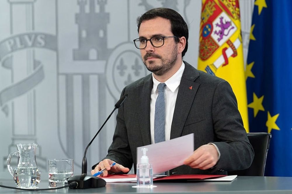 Alberto Garz&oacute;n &auml;r konsumentminister och ledare f&ouml;r det spanska kommunistpartiet.