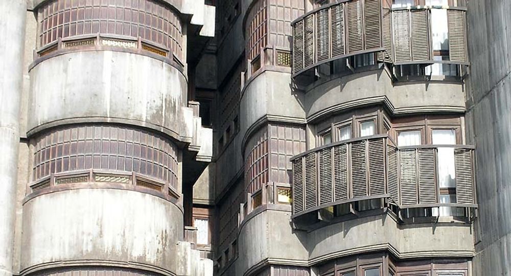 Sedan krisen startade har mer &auml;n 350 000 familjer i Spanien f&ouml;rlorat sina hem.