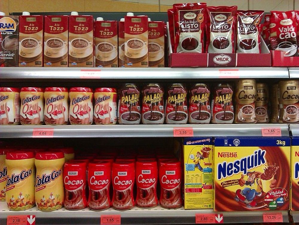 Ledande kedjor som Mercadona annonserar of&ouml;r&auml;ndrade priser, trots momsh&ouml;jningen 1 september.