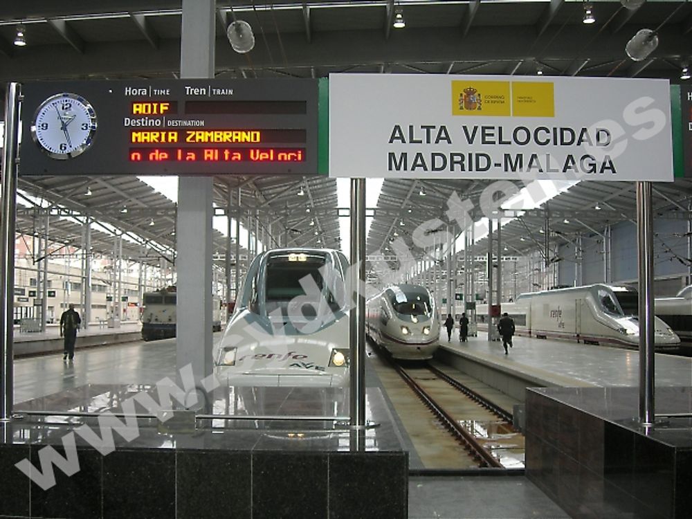 H&ouml;ghastighetst&aring;get invigdes i M&aacute;laga 23 december och f&ouml;rkortar d&auml;rmed restiden mellan M&aacute;laga och Madrid till endast 2,5 timmar.