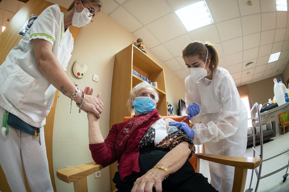 Vaccinationen p&aring; &auml;ldreboenden ser ut att ha avsedd effekt, med en kraftig nedg&aring;ng av antalet fall den senaste tiden.