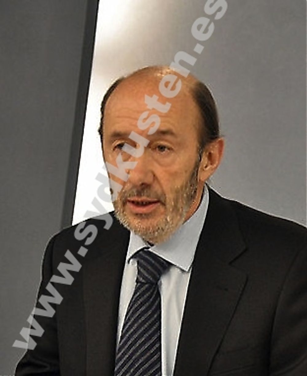 &Aring;terinf&ouml;randet av fastighetsskatten &auml;r ett direkt initiativ fr&aring;n PSOE:s kandidat i det kommande valet Alfredo P&eacute;rez Rubalcaba. Foto: La Moncloa