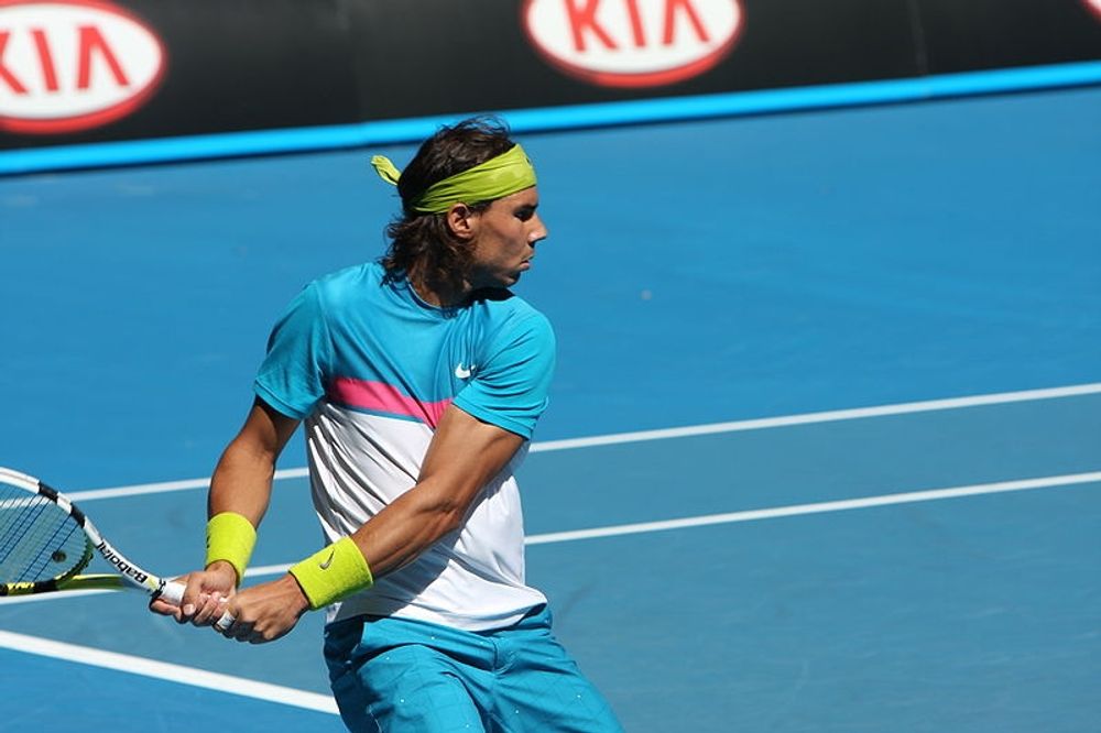 Rafael Nadal &auml;r liksom m&aring;nga andra spelare kritisk till det nya underlaget i Madrid Masters.
