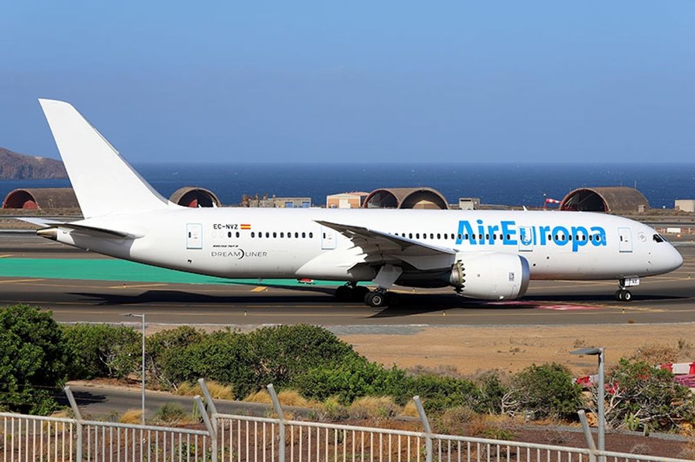 Air Europa uppger att situationen &auml;r under kontroll, &auml;ven om kreditkortuppgifterna f&ouml;r en stor m&auml;ngd kunder hamnat i fel h&auml;nder.