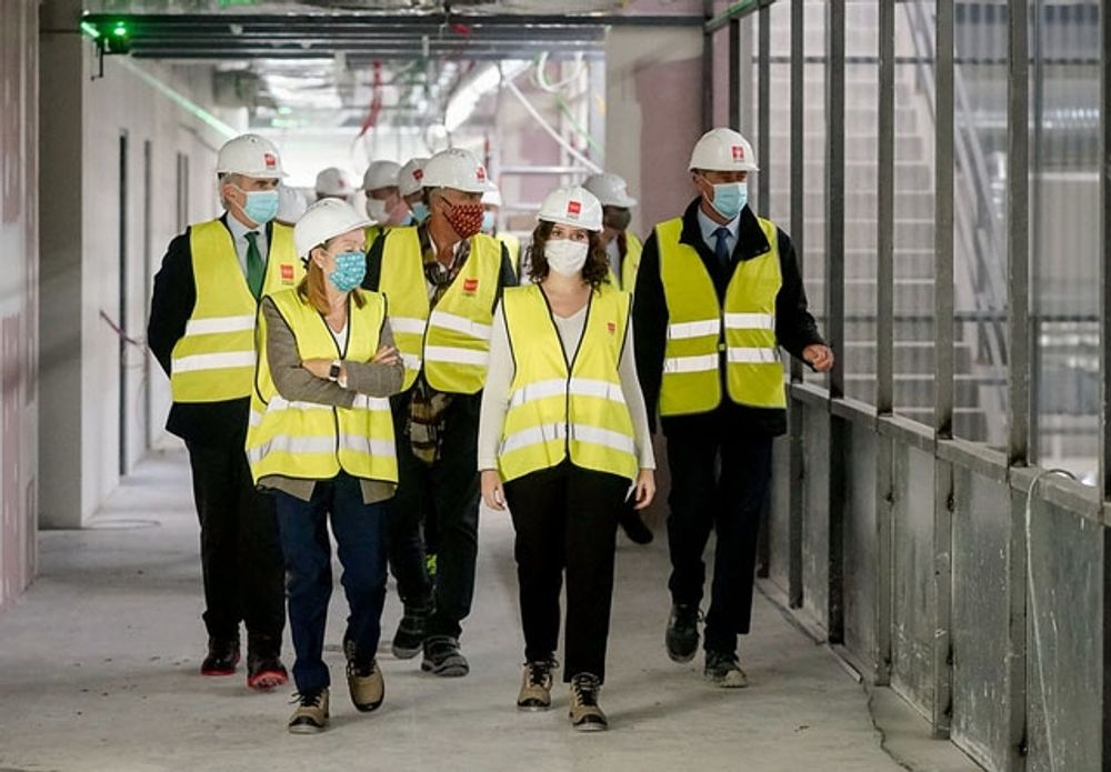 Det nya pandemisjukhuset Enfermera Isabel Zendal har invigts innan bygget ens st&aring;r klart.
Foto: Comunidad de Madrid