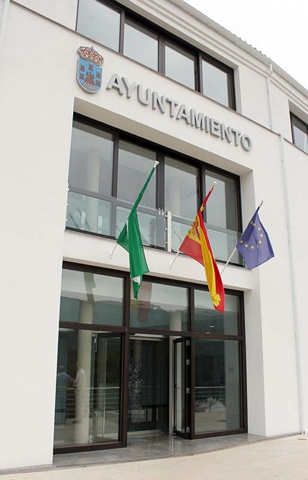 Utl&auml;nningar som bor i Benahav&iacute;s uppmanas mantalsskriva sig och bekr&auml;fta tidigare registrering i r&aring;phuset.