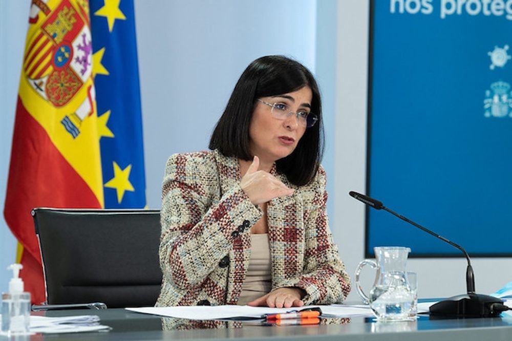 H&auml;lsov&aring;rdsministern Carlina Darias betonar att vaccinen r&auml;ddar liv
