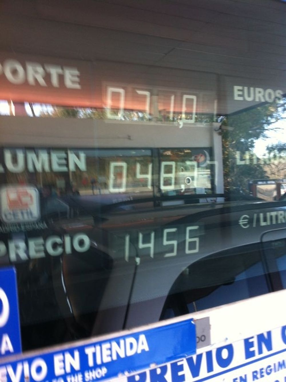 Bensinen &auml;r n&auml;stan uppe 1,50 euro per liter.