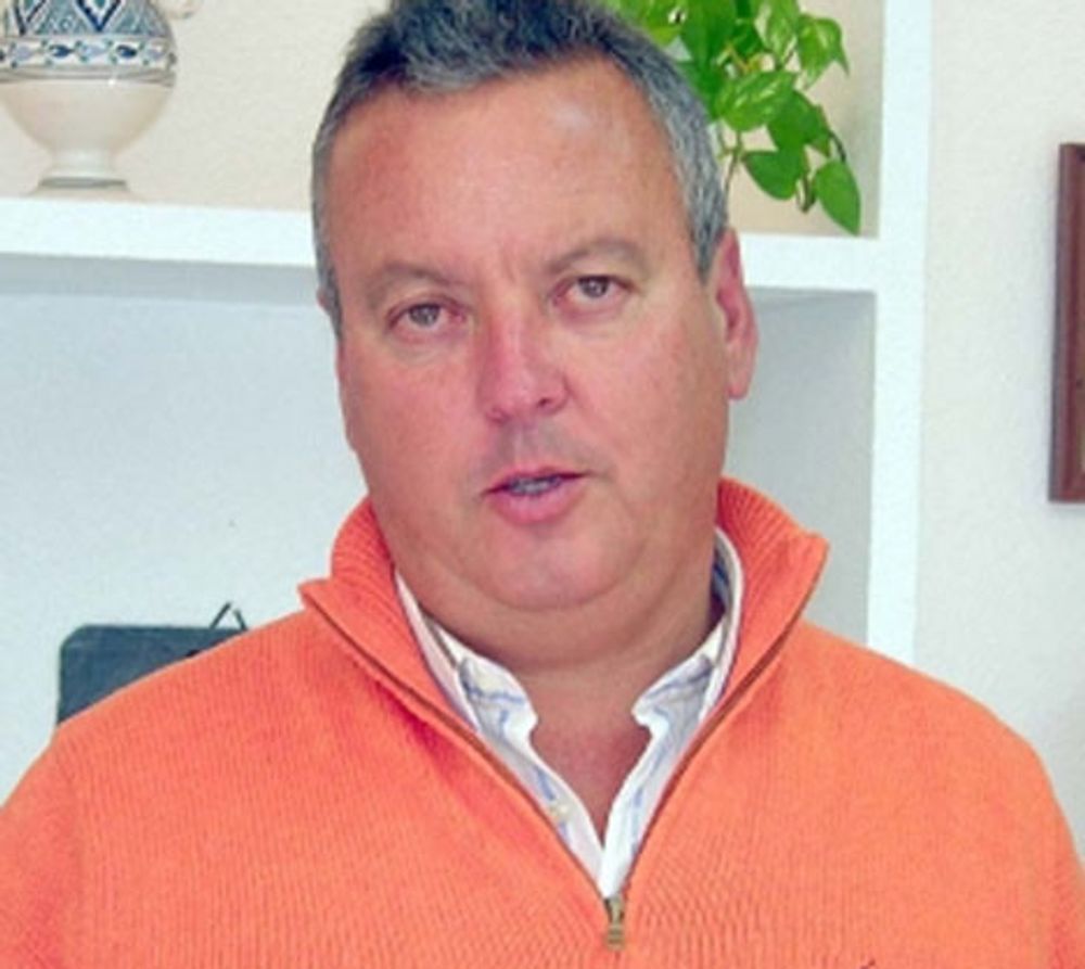 Juan Carlos Benavides m&ouml;ter s&aring; starkt motst&aring;nd att till och med PSOE och Adelante Almu&ntilde;&eacute;car st&ouml;der PP:s kandidat f&ouml;r att undvika att han kommer till makten.
