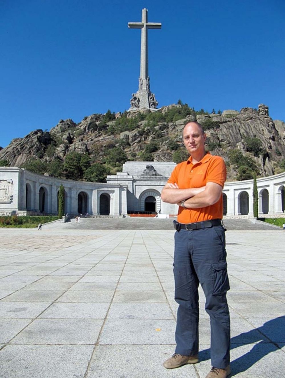 Diktatorn Francisco Franco vilar i Valle de los Ca&iacute;dos (De fallnas dal), norr om Madrid. 40 &aring;r efter hans d&ouml;d debatteras fortfarande om hans kvarlevor borde flyttas till en mindre hedersam plats.