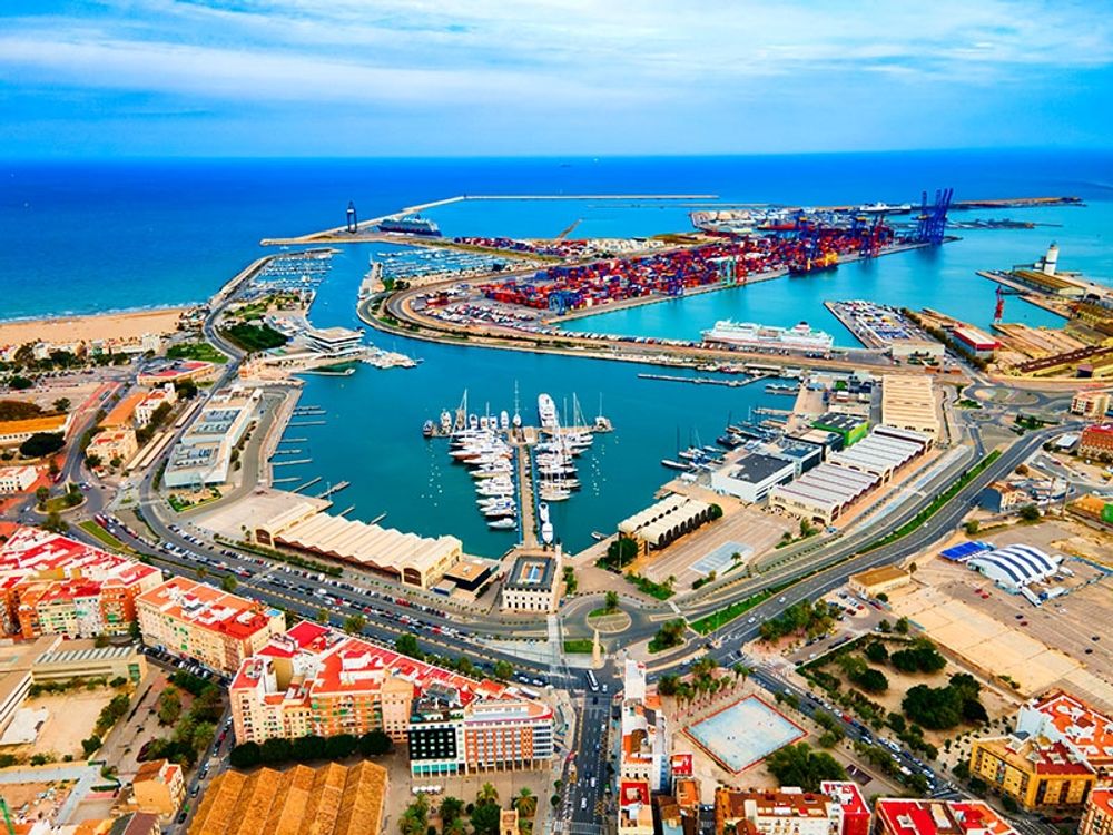 Valencias hamn uppges vara en av de st&ouml;rsta ink&ouml;rsportarna f&ouml;r kokain i Europa.