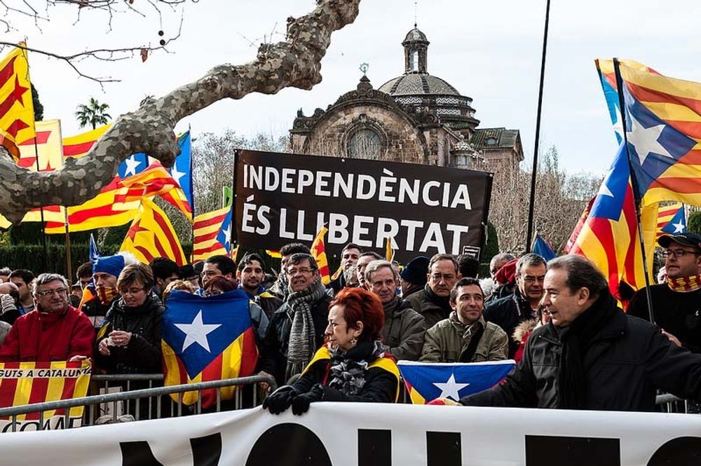 En majoritet av katalanerna vill kunna r&ouml;sta om sin framtida status, precis som Skottland. Foto: Assemblea.cat