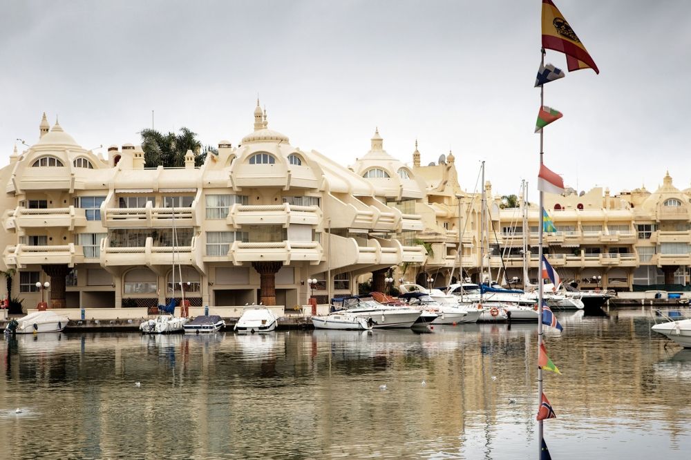 Francisco Jos&eacute; Salido och Jos&eacute; Manuel L&oacute;pez Merino har d&ouml;mts till f&auml;ngelse f&ouml;r omfattande korruption vid Puerto Marina.
