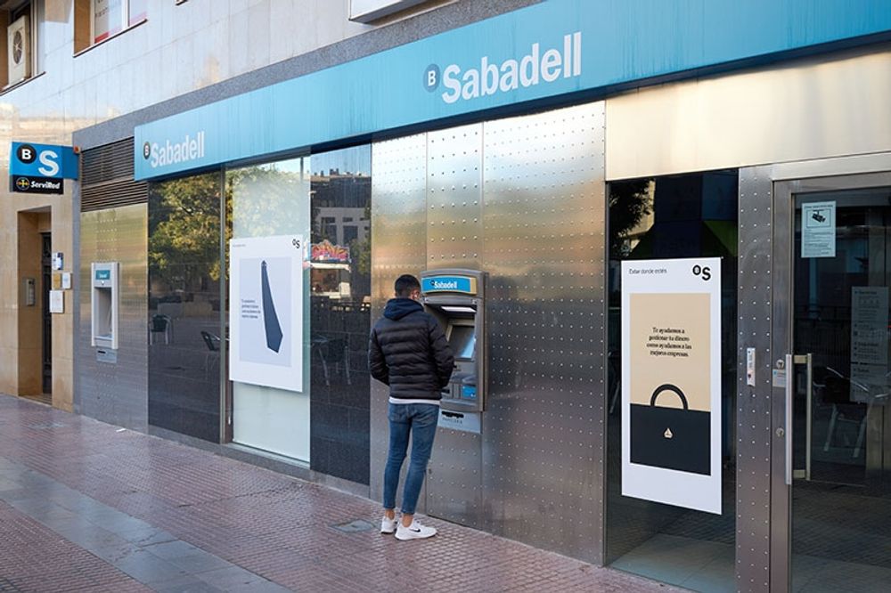 Sabadells aktier har st&auml;rkts efter uppgifter om nya f&ouml;rhandlingar f&ouml;r ett samg&aring;ende med BBVA.