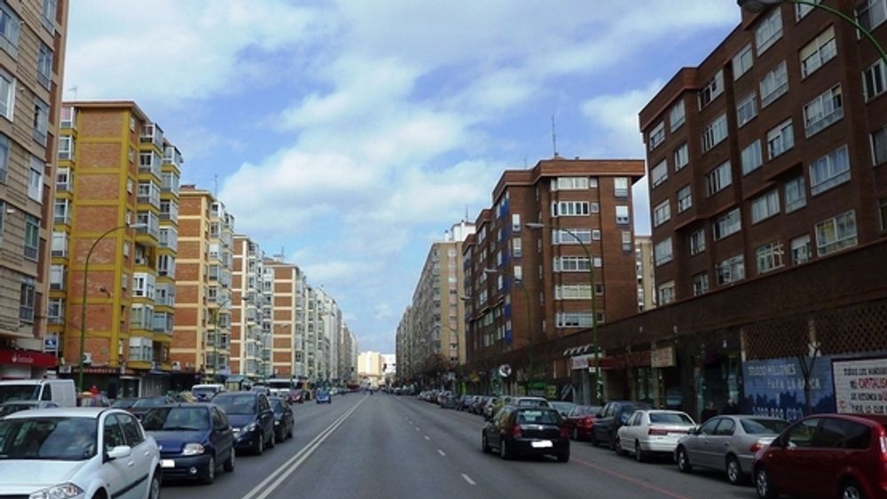 Innev&aring;narna i Burgoskvarteret El Gamonal vill inte f&ouml;rlora sina gratis parkeringsplatser och ogillar att en d&ouml;md f&ouml;retagare tilldelats ett m&aring;ngmiljonkontrakt.