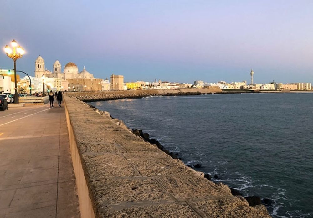Bland de provinser som har st&ouml;rst chans till snabbt avancemang i regeringens nedtrappning av karant&auml;nen finns Almeria, Huelva samt C&aacute;diz (bilden).