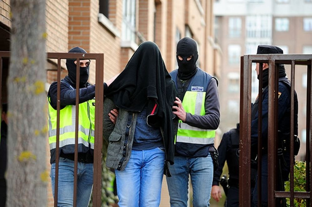 B&aring;de gr&ouml;vre och lindrigare brott &ouml;kade kraftigt under &aring;rets f&ouml;rsta kvartal, j&auml;mf&ouml;rt med 2021.