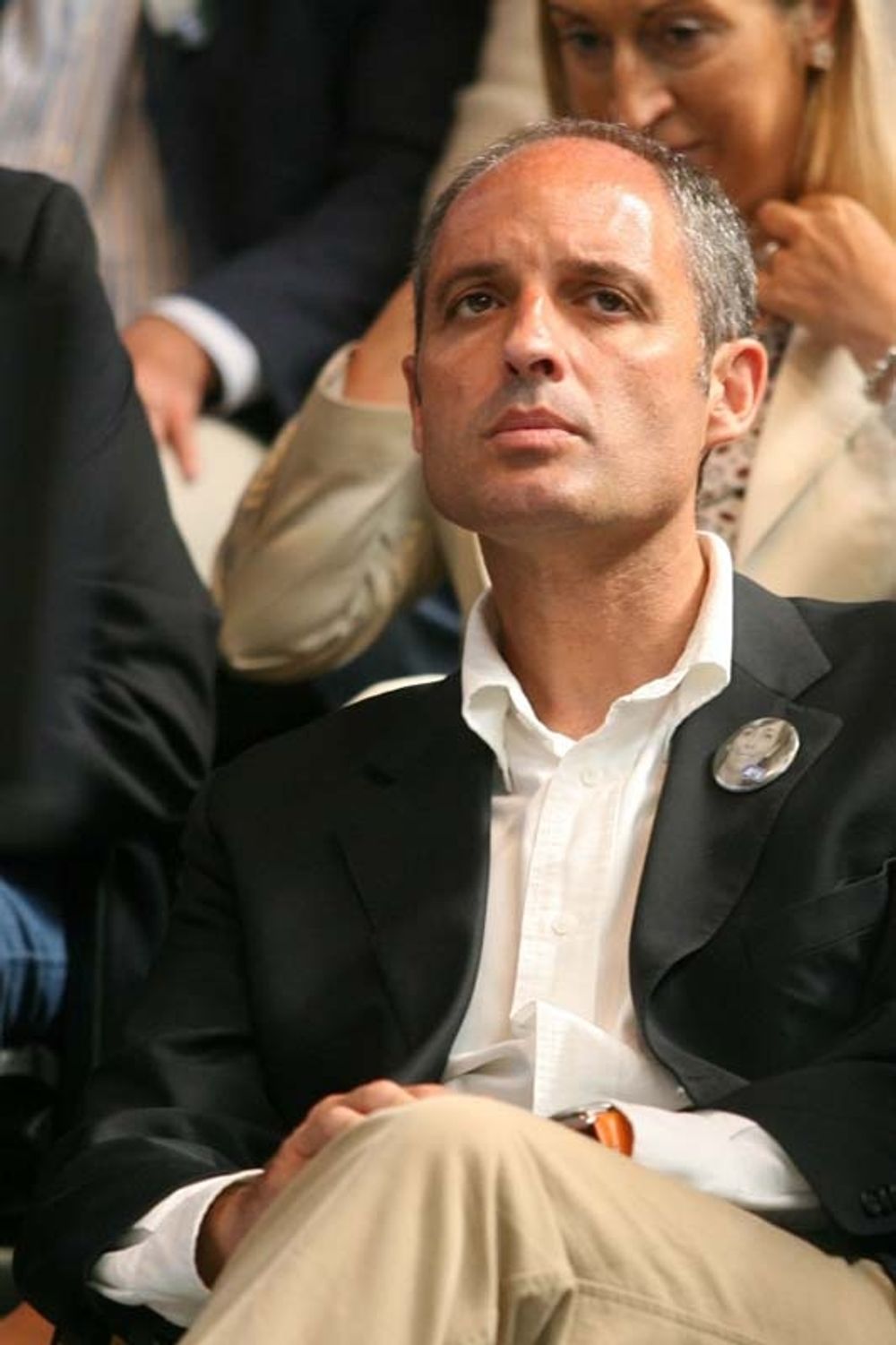 Francisco Camps &auml;r fortfarande regionalledamot f&ouml;r Partido Popular i Valencia.